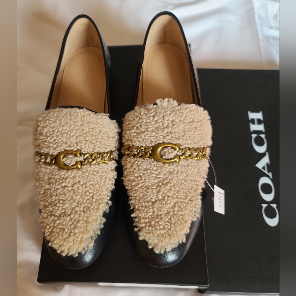 Coach Helena Shearling Loafers size 8.5
